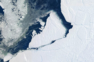 An iceberg calving from Antarctica's Brunt Ice Shelf in February 2021. Credit: Gallo Images/Orbital Horizon/Copernicus Sentinel Data 2021